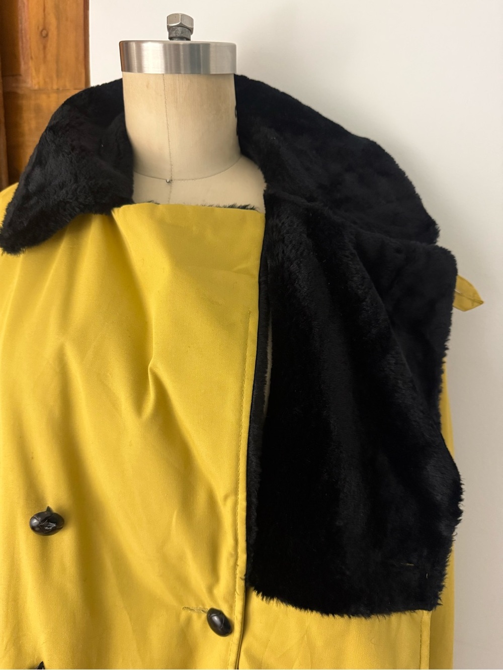 Vintage Cresco Mustard Faux Fur Lined Car Coat Double Breasted Size 38 Medium - Picture 8 of 16